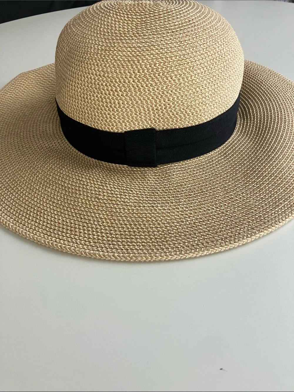 Solar Escape hat - Picture 5 of 6